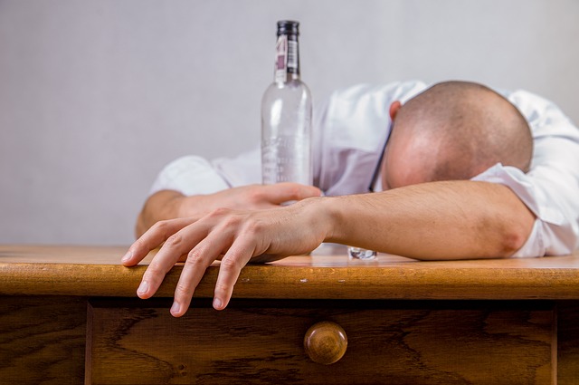 15 Ways to Avoid a Hangover